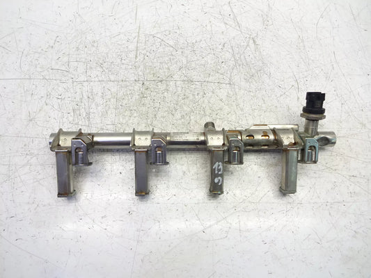 Rampa de inyección Ford Fiesta VI 6 CB 1,6 ST gasolina JTJA CJ5G-9H487-BA