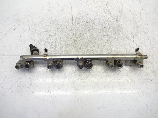 Rampa de inyección Ford Focus 3 III 2,0 ST gasolina R9DA CJ5E-9F797-BE