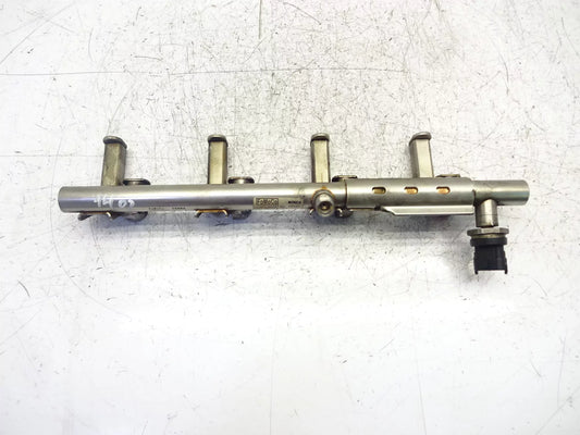 Rampa de inyección Ford Focus 1,6 EcoBoost JTDB CJ5G-9D280-AA CJ5G-9H487-BA