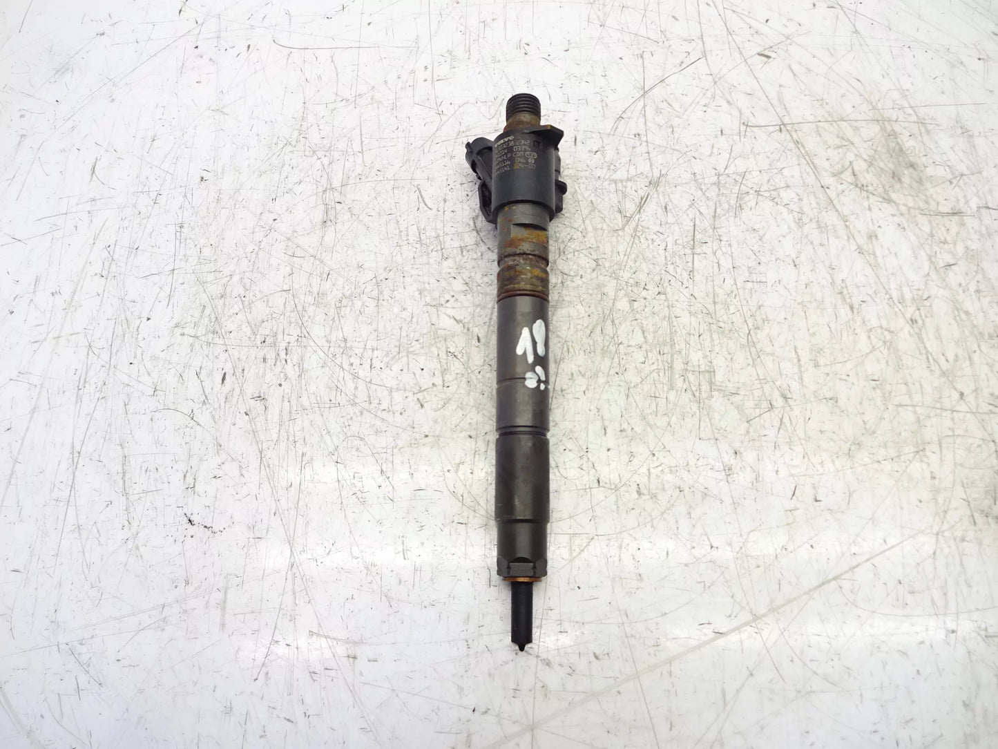 Inyector boquilla de inyección Volvo V40 MK3 525 2.0 D3 D5204T6 31303238 0445116046