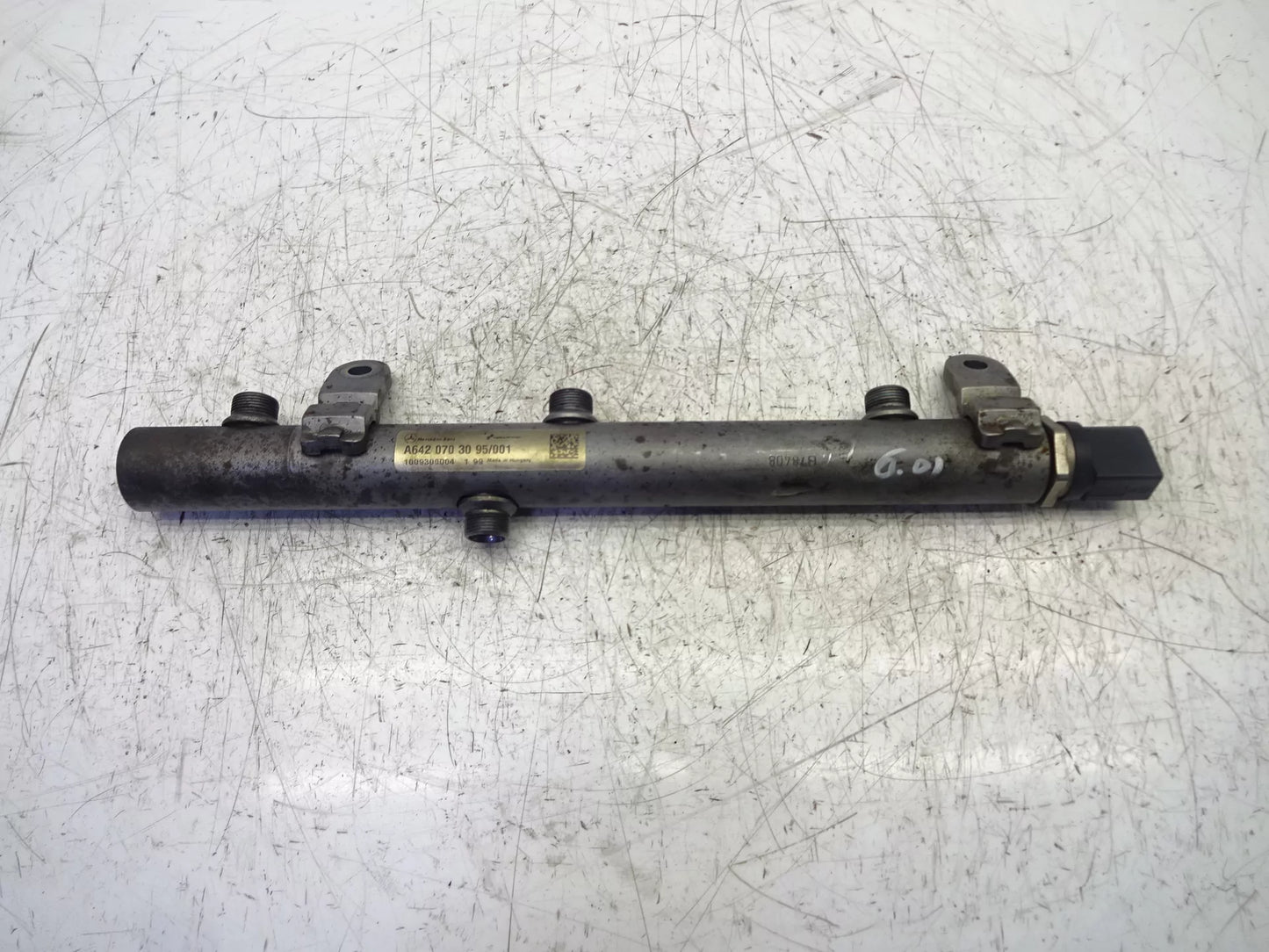 Rampa inyectora Mercedes-Benz 3,0 CDI Diesel OM642.830 OM642 642.830 A6420703095