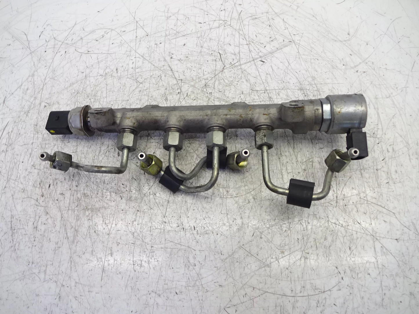 Rampa inyectora Skoda Rapid NH 1,6 TDI Diesel CXMA CXM 04L089G R04L125A