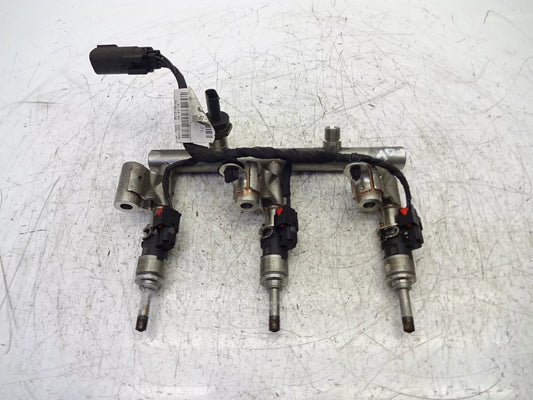 Rampa de inyección Ford Focus IV 1,5 EcoBoost YZDA HX7G-9D280-AA HX7G-9F797-BA