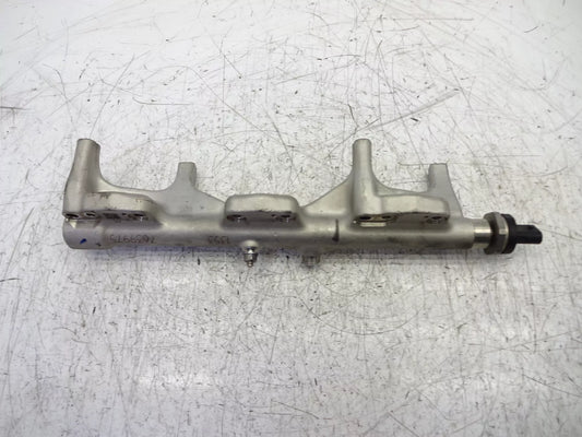 Rampa de inyección Mini F55 F56 One First 1,2 B38A12A B38 7639975