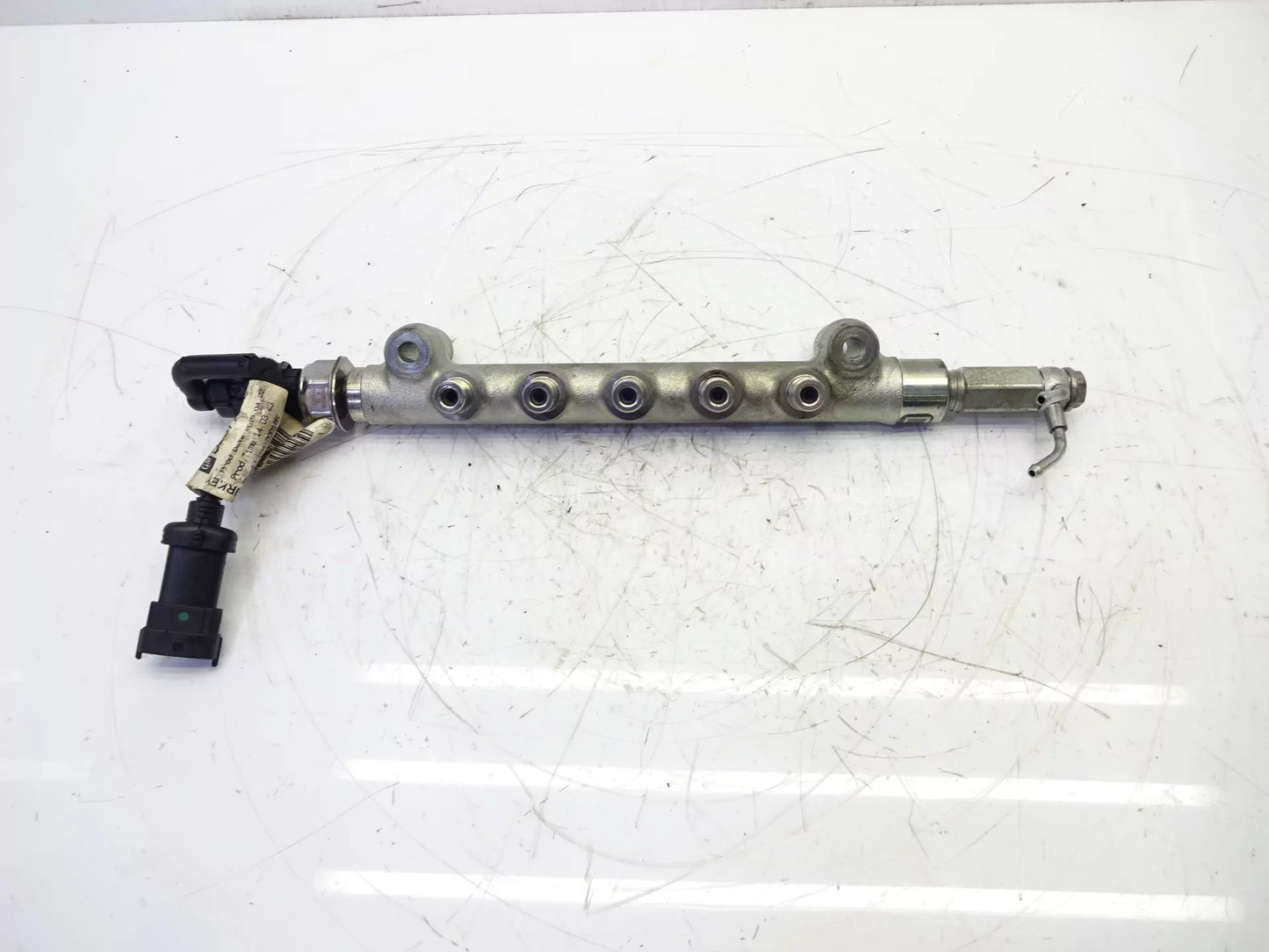 Bomba de alta presión Opel Astra J 1.6 CDTI Diesel LVM B16DTL 55490709