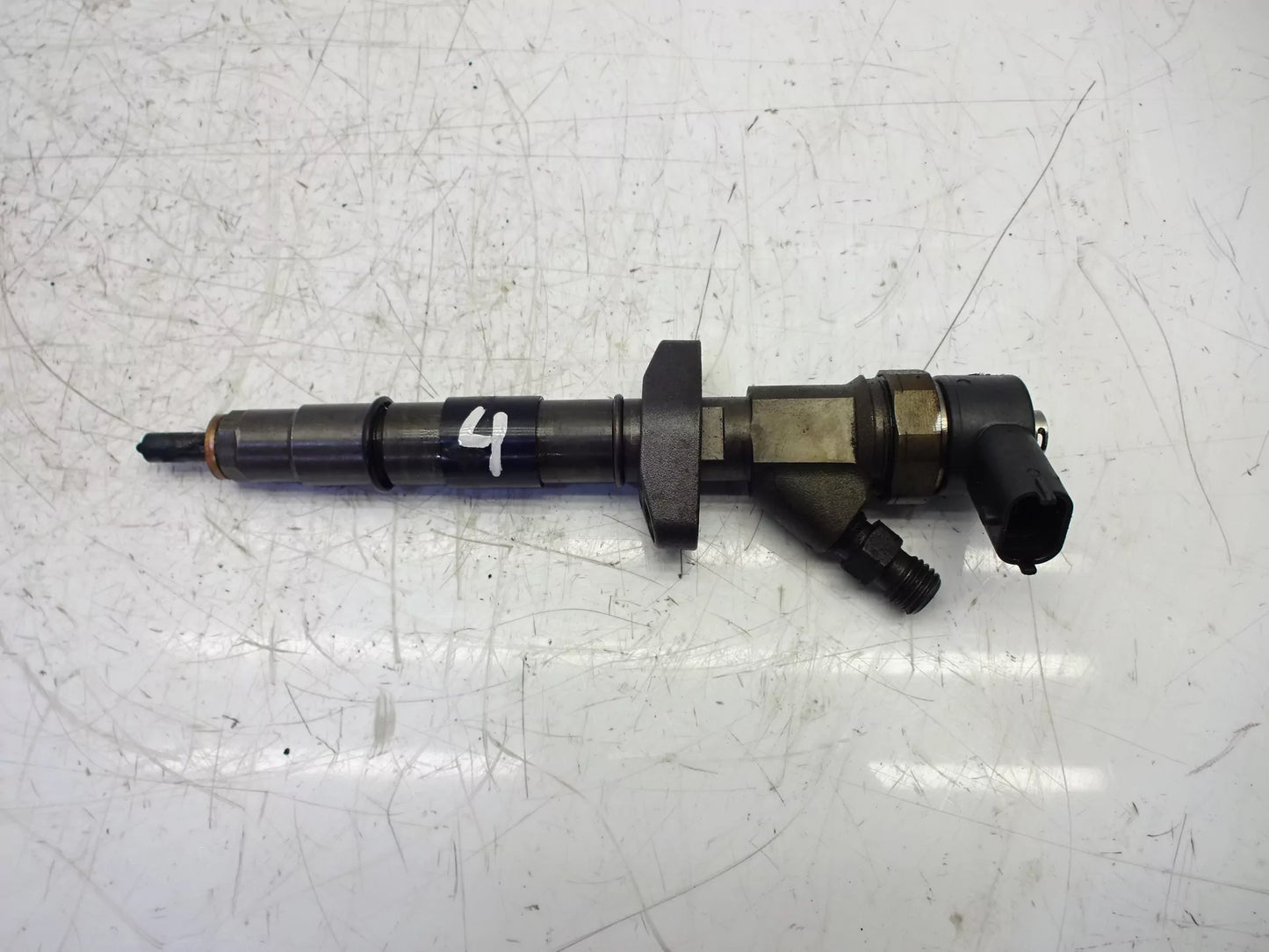 Inyector Renault 2.2 dCi G9T743 G9T 0445110084 8200084534