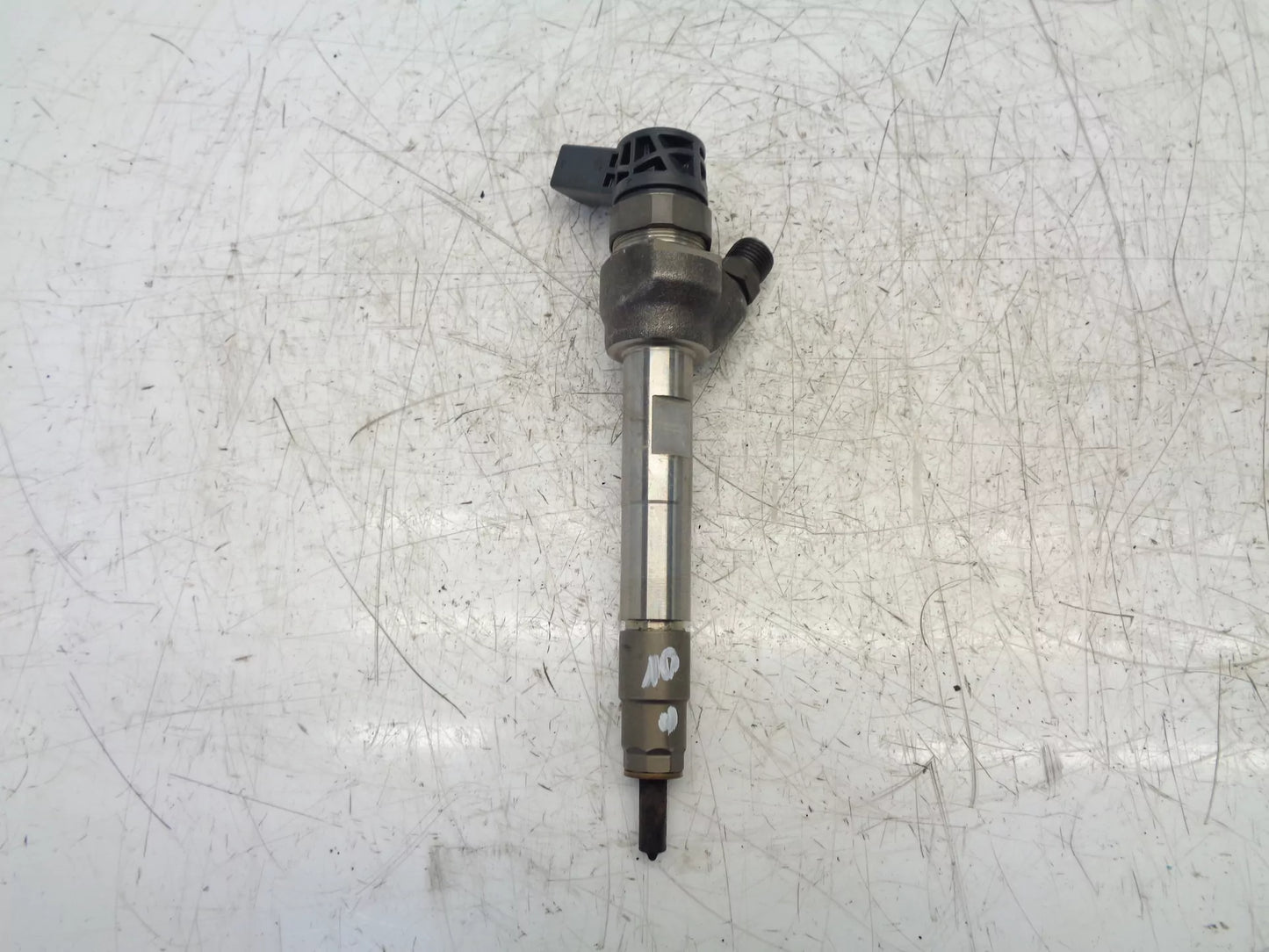 Inyector boquilla de inyección BMW F30 F31 F45 F10 2.0 B47D20A 0445110743 8514148