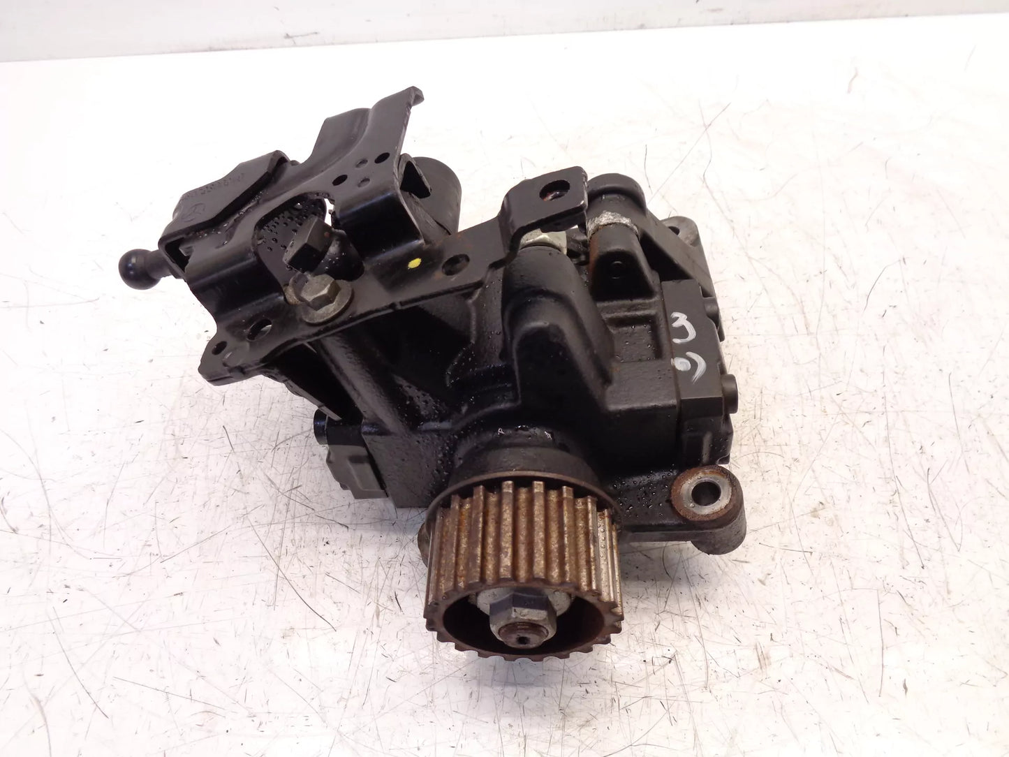 Bomba de alta presión Mercedes-Benz W176 W246 1.5 CDI 607.951 OM607 167002413R