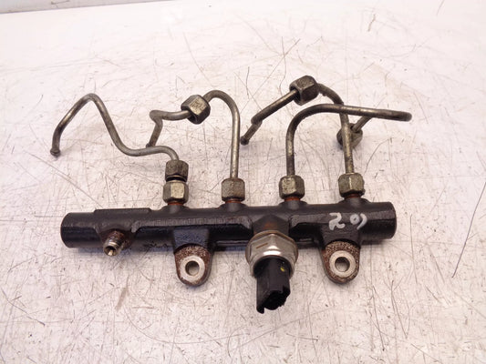 Rampa inyectora Mercedes-Benz W176 1,5 CDI 607.951 OM607 H8201225030 175210651R