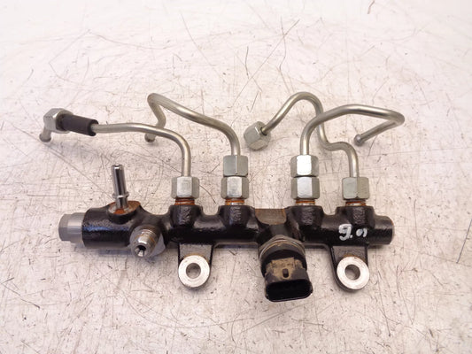 Rampa inyectora Dacia Duster HM 1,5 dCi Diesel K9K872 K9K 17512943R