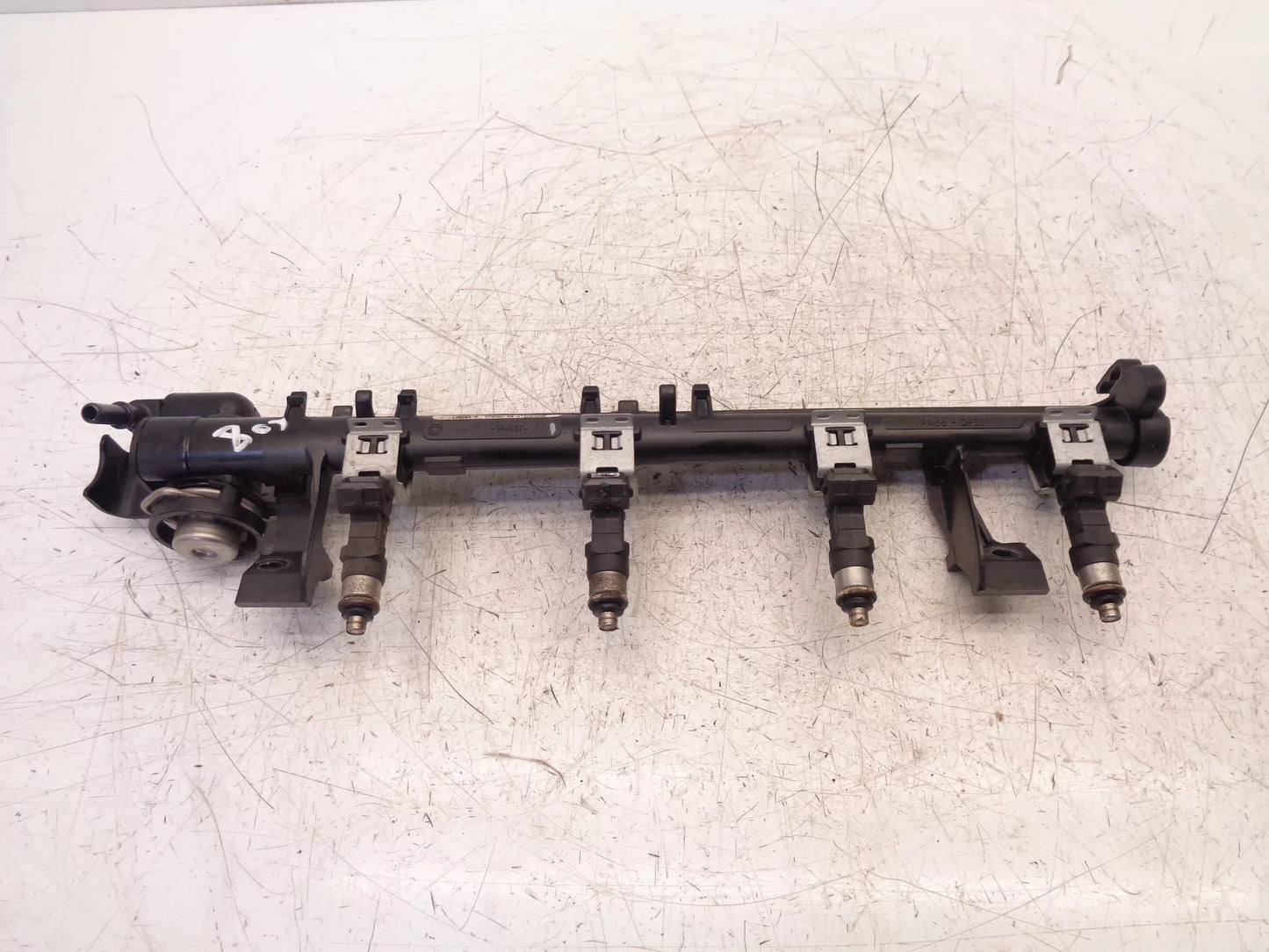 Rampa de inyección Ford Fiesta VI 6 CB 1,25 gasolina SNJB 8A6G-9H487-AC