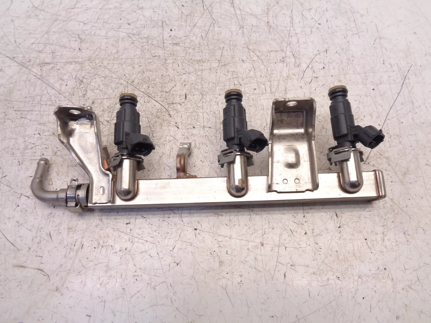 Rampa de inyección Opel Corsa F 68 1,2 F12XEL EB2FAD HM05 9832159980