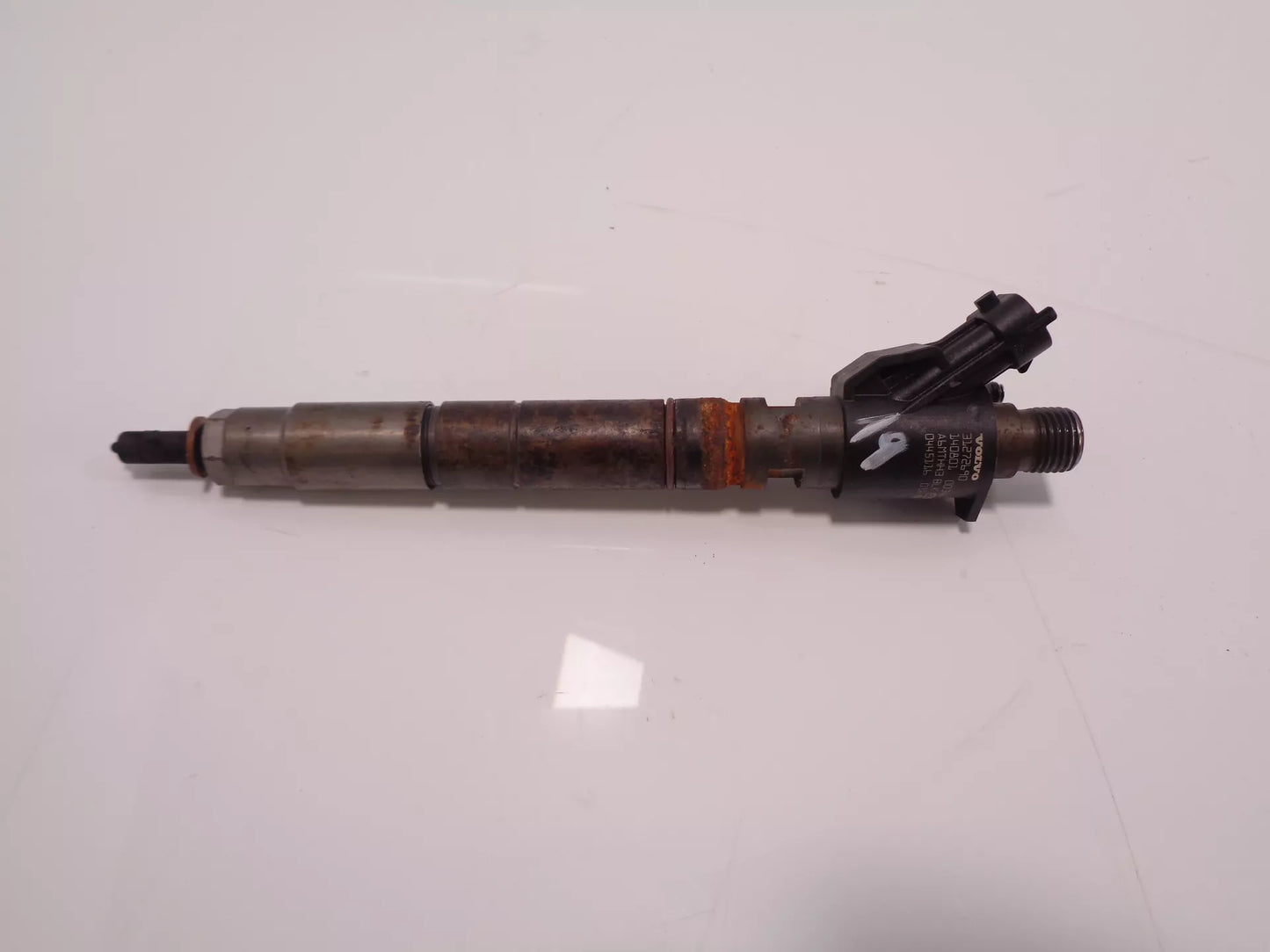 Inyector Volvo XC70 136 2.4 D5 D5244T15 31272690 0445116016