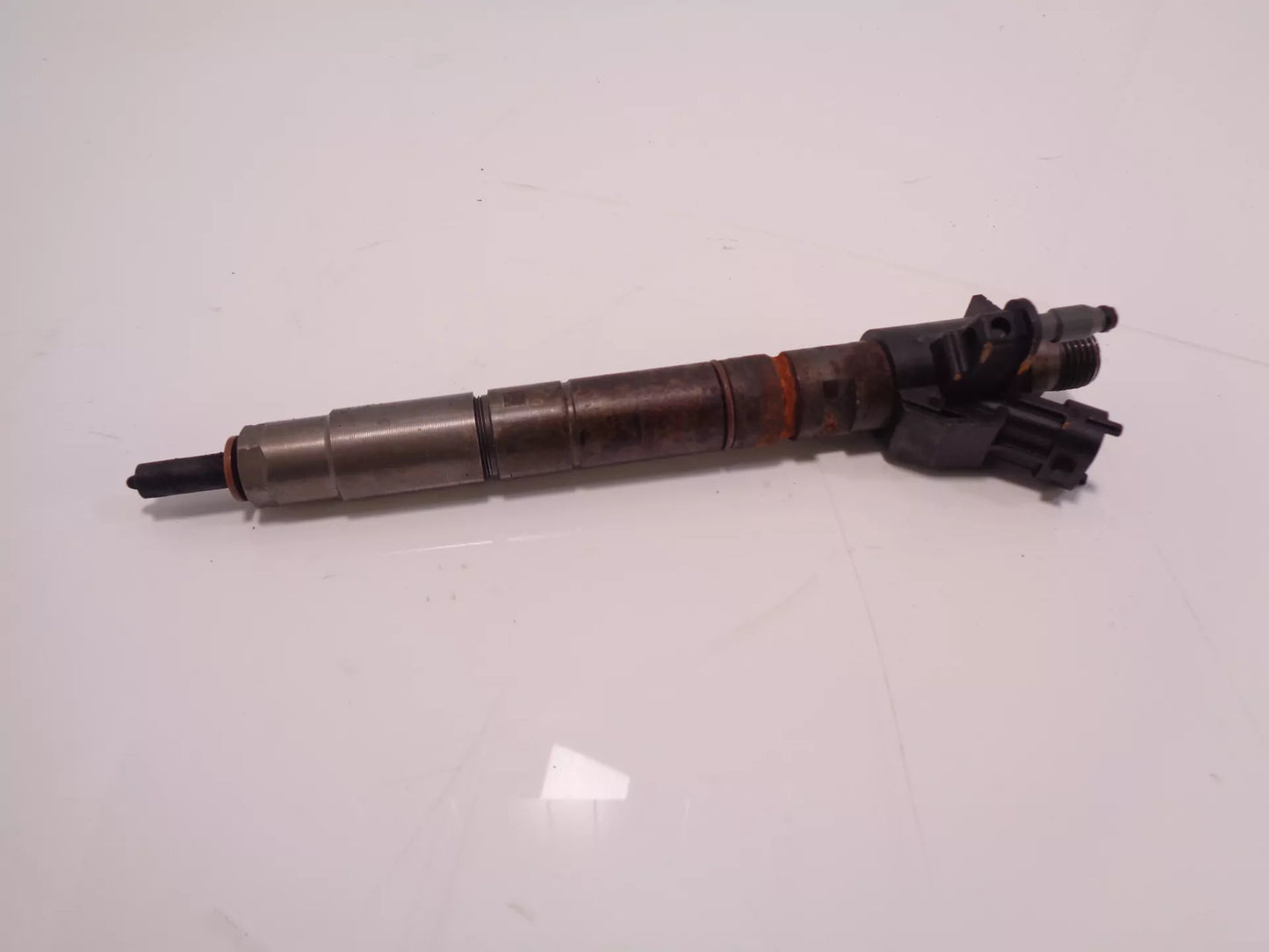 Inyector Volvo XC70 136 2.4 D5 D5244T15 31272690 0445116016