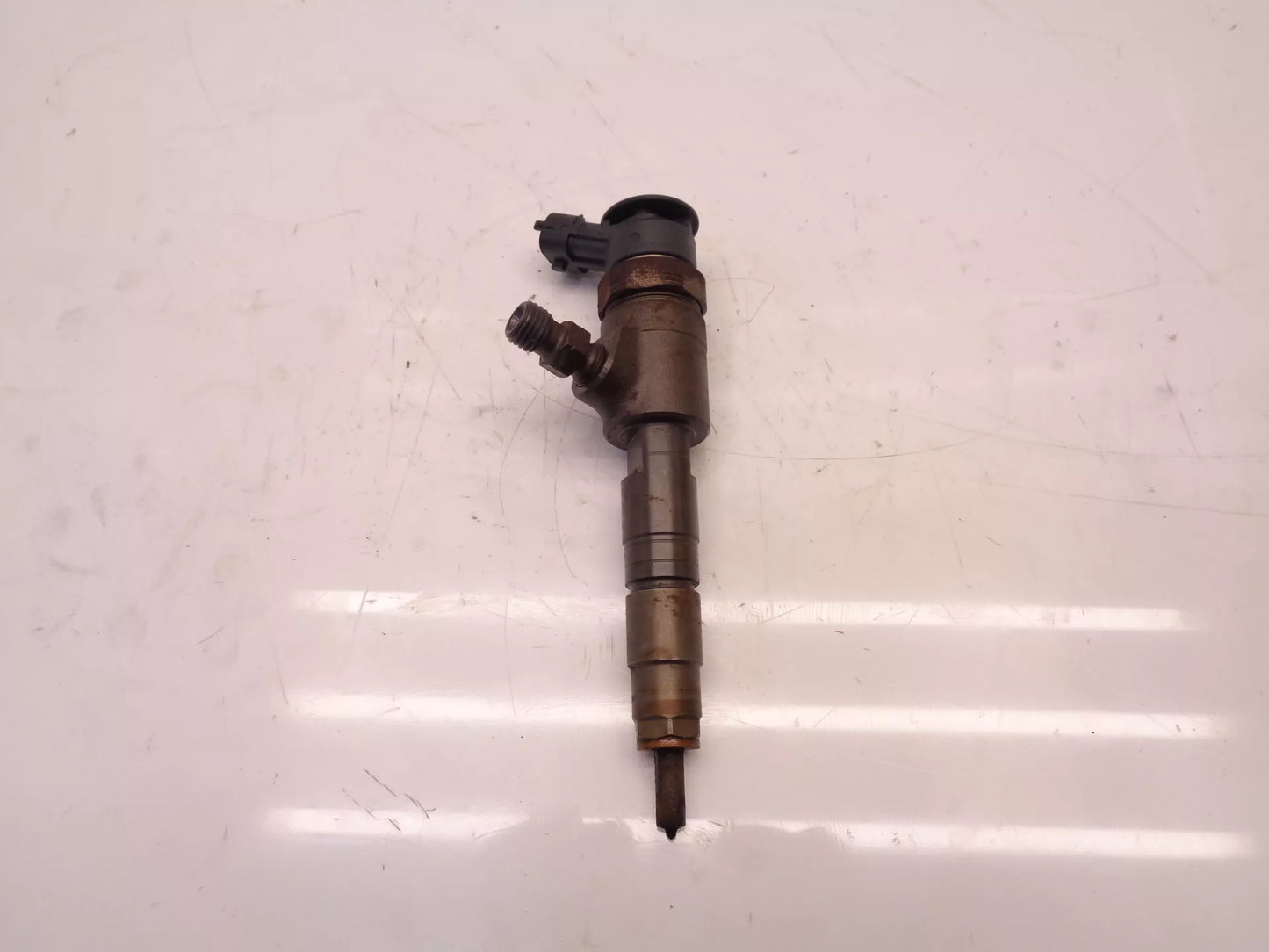 Inyector Peugeot Partner 1,6 HDI Diesel 9HP DV6DTED 0445110340