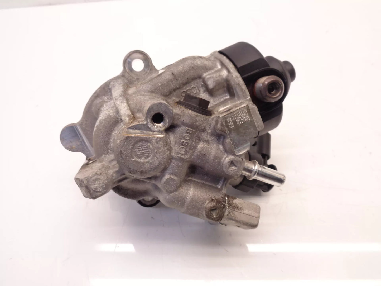 Bomba de alta presión BMW Serie 1 F20 F21 114d 1.5 D B37D15A B37 0445010586 8511626