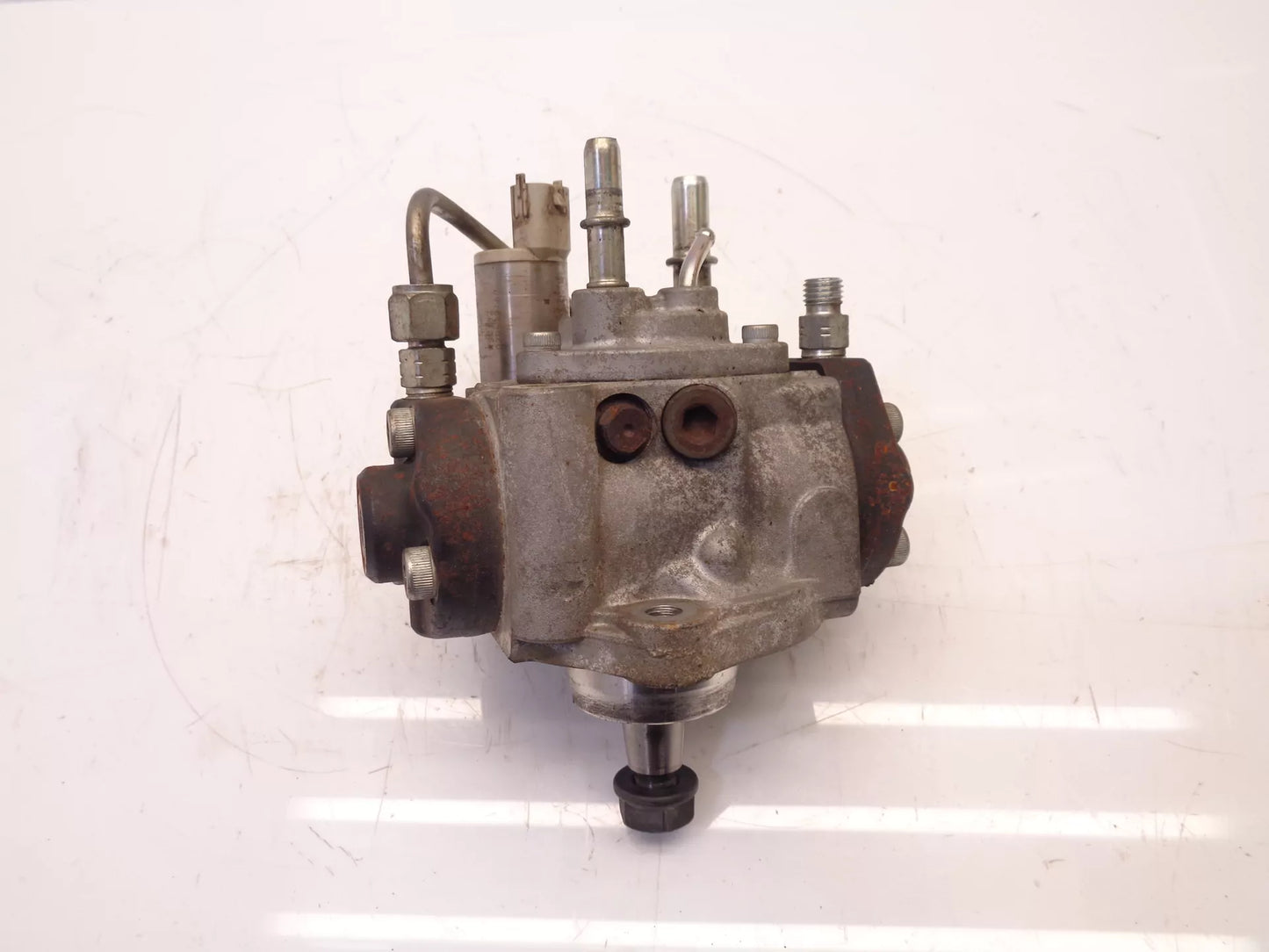 Bomba de alta presión Opel Astra Insignia Meriva 1.6 CDTi LWQ B16DTE 55495426