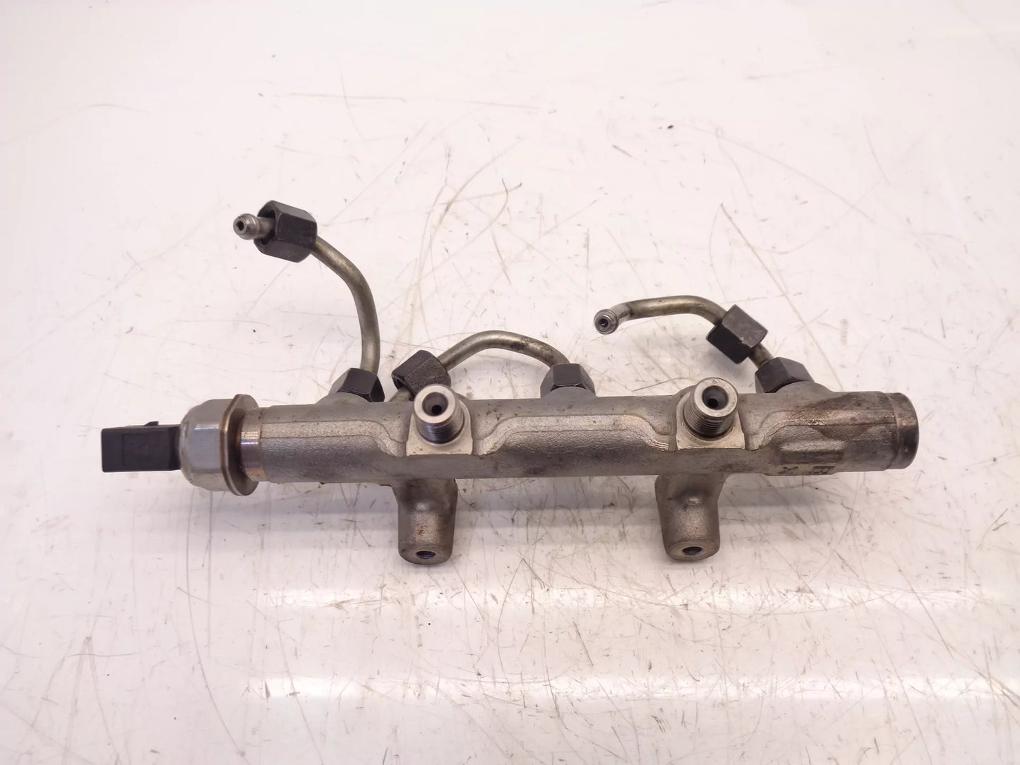 Rampa inyectora Volkswagen Volkswagen Amarok 3,0 TDI Diesel DDXC DDX 059130089CS