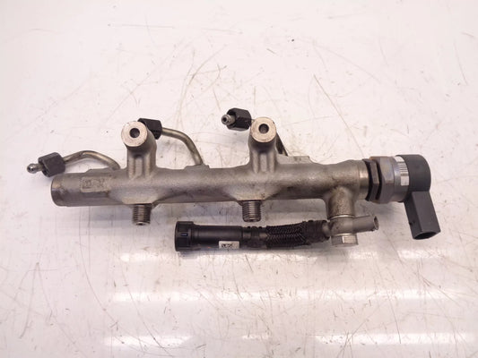 Rampa inyectora Volkswagen Volkswagen Amarok 3,0 TDI Diesel DDXC DDX 059130090CS