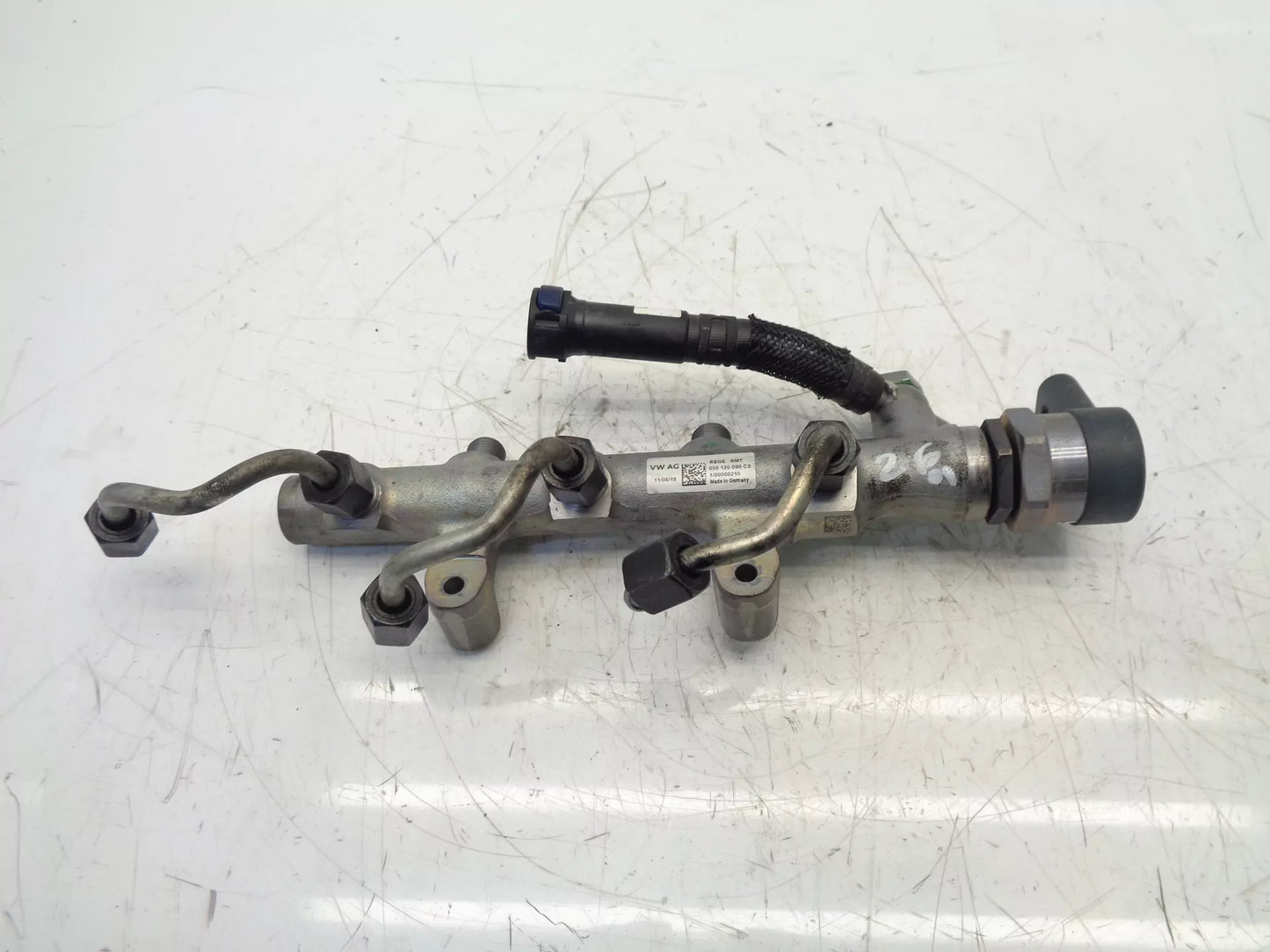 Rampa inyectora Volkswagen Volkswagen Amarok 3,0 TDI Diesel DDXC DDX 059130090CS