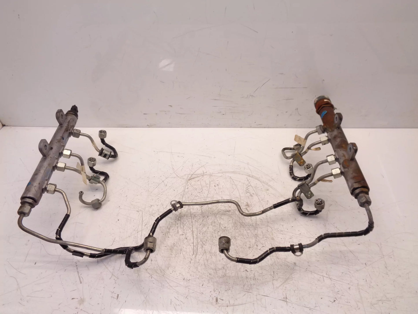 Rampa inyectora Land Rover Discovery 3,0 D Diesel SDV6 306DT 0445216048 0445216046