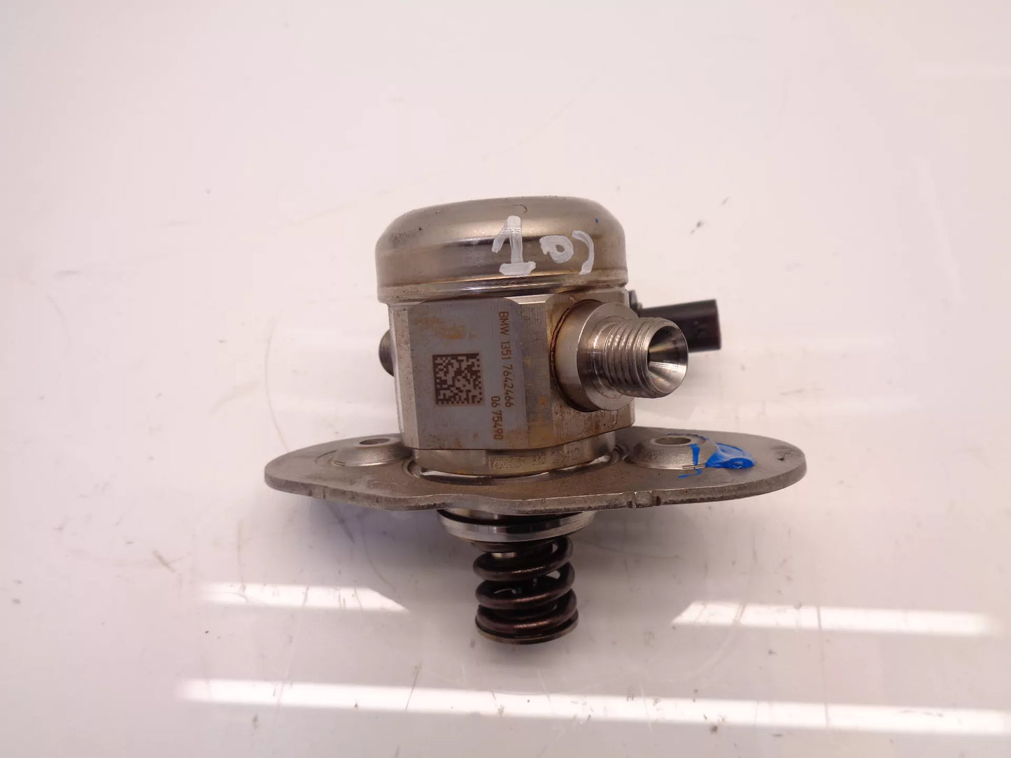 Bomba de combustible BMW 1er F20 F21 140i 3,0 gasolina B58B30A B58 7642466