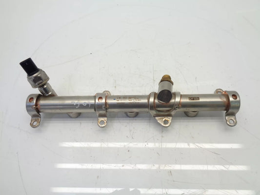 Rampa de inyección Audi A4 S4 A5 S5 3,0 TFSI Quattro CWGD CWG 06M133316L