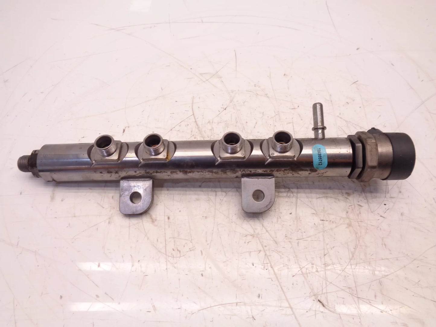 Rampa inyectora Jaguar F-Pace X761 3,0 SDV6 AWD 306DT 306DTA 0445216046