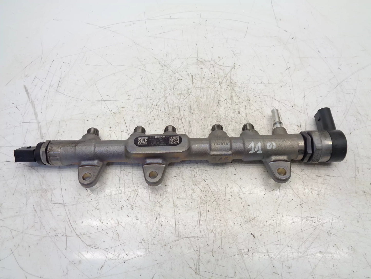 Rampa inyectora BMW 1er F20 F21 118d 2,0 D Diesel B47D20A B47 0445214315 8514154