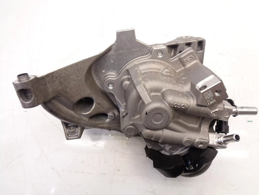 Bomba de alta presión Ford C-Max MK2 1.5 TDCI Diesel XWDA C4005042SE