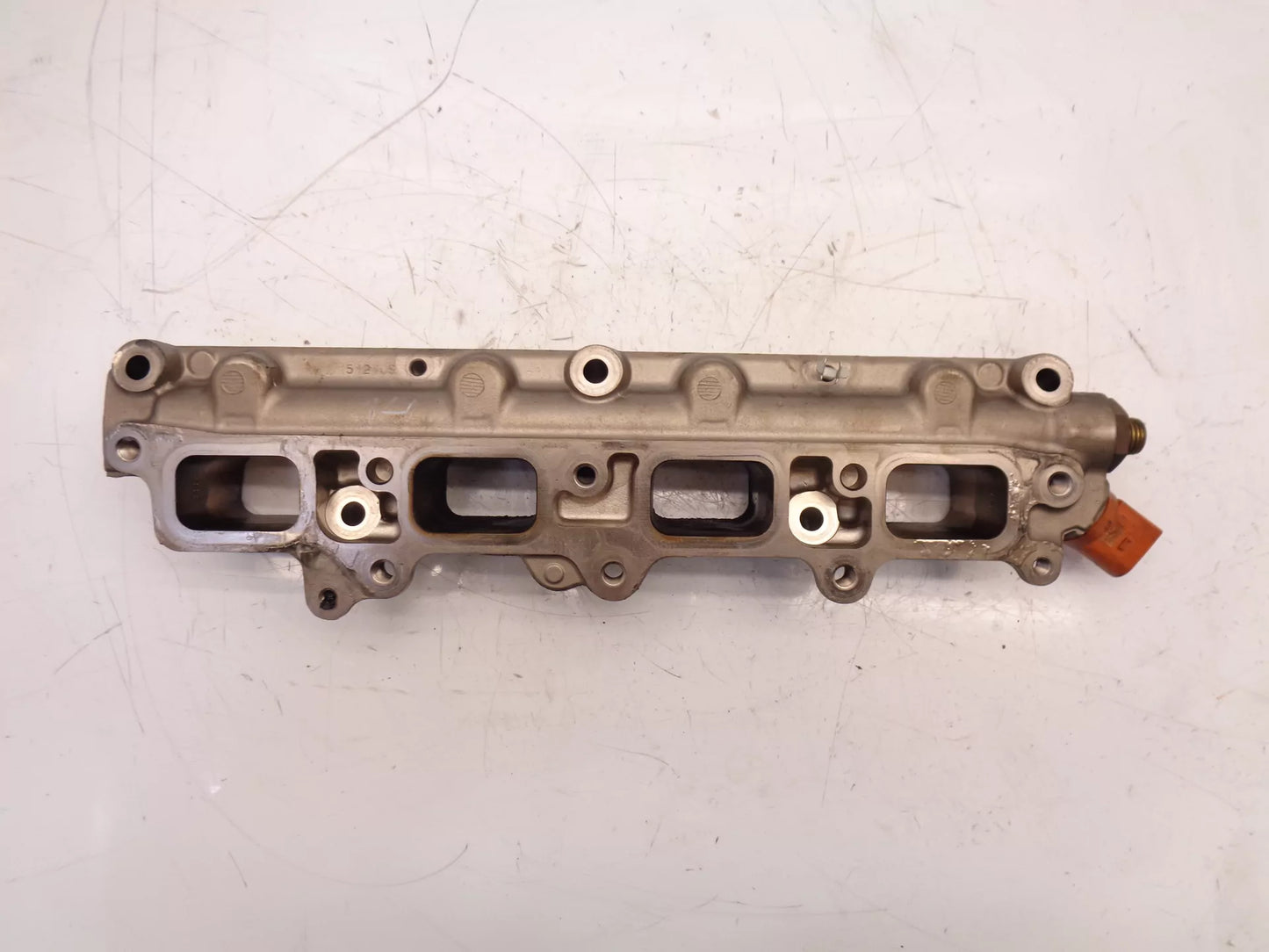 Rampa de inyección Volkswagen Volkswagen Golf Jetta 1,4 TSI CAVD CAVC CAV GK284AHB