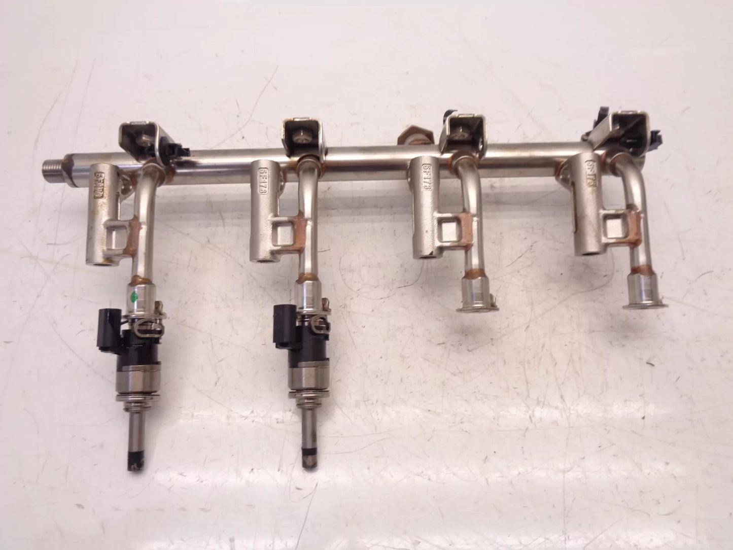 Rampa inyectora Ford Kuga II DM2 1,5 EcoBoost 4x4 M9MD M9MA DS7G-9H487-EA