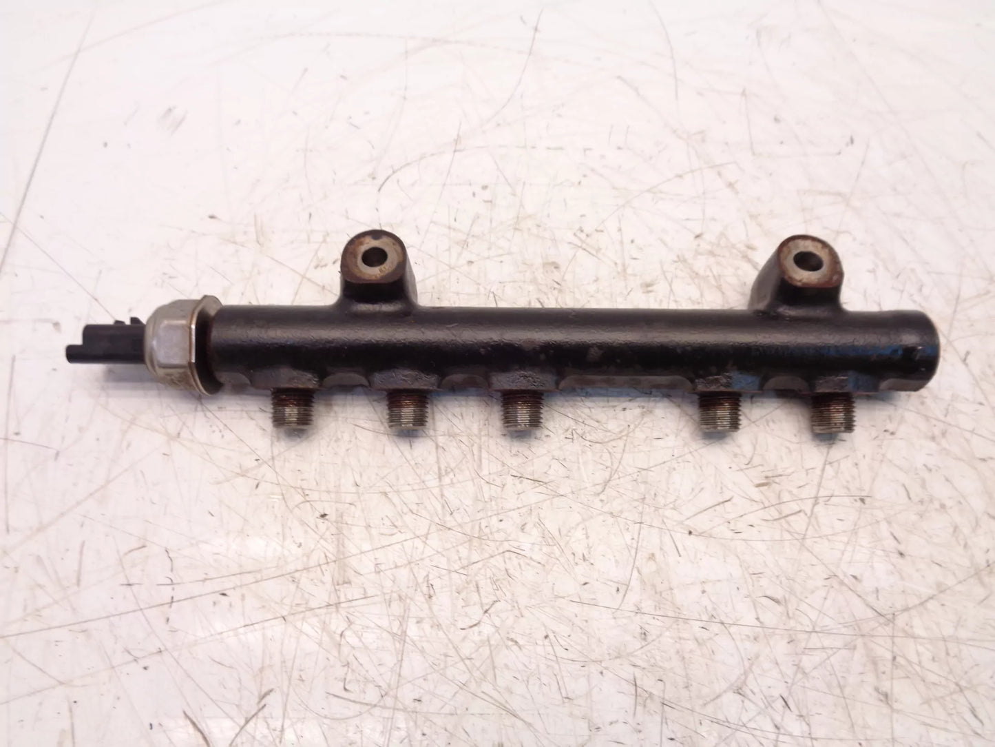 Rampa inyectora Citroen Berlingo 1,6 HDi Diesel 9HF DV6DTED 9H06 9685297580