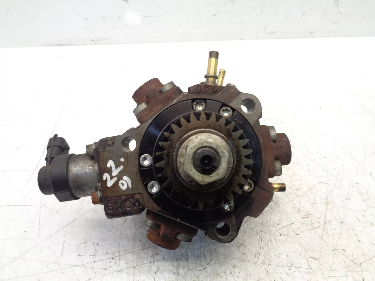 Bomba de alta presión Renault Megane 2.0 dCi M9R610 M9R H8200843903 0445010208