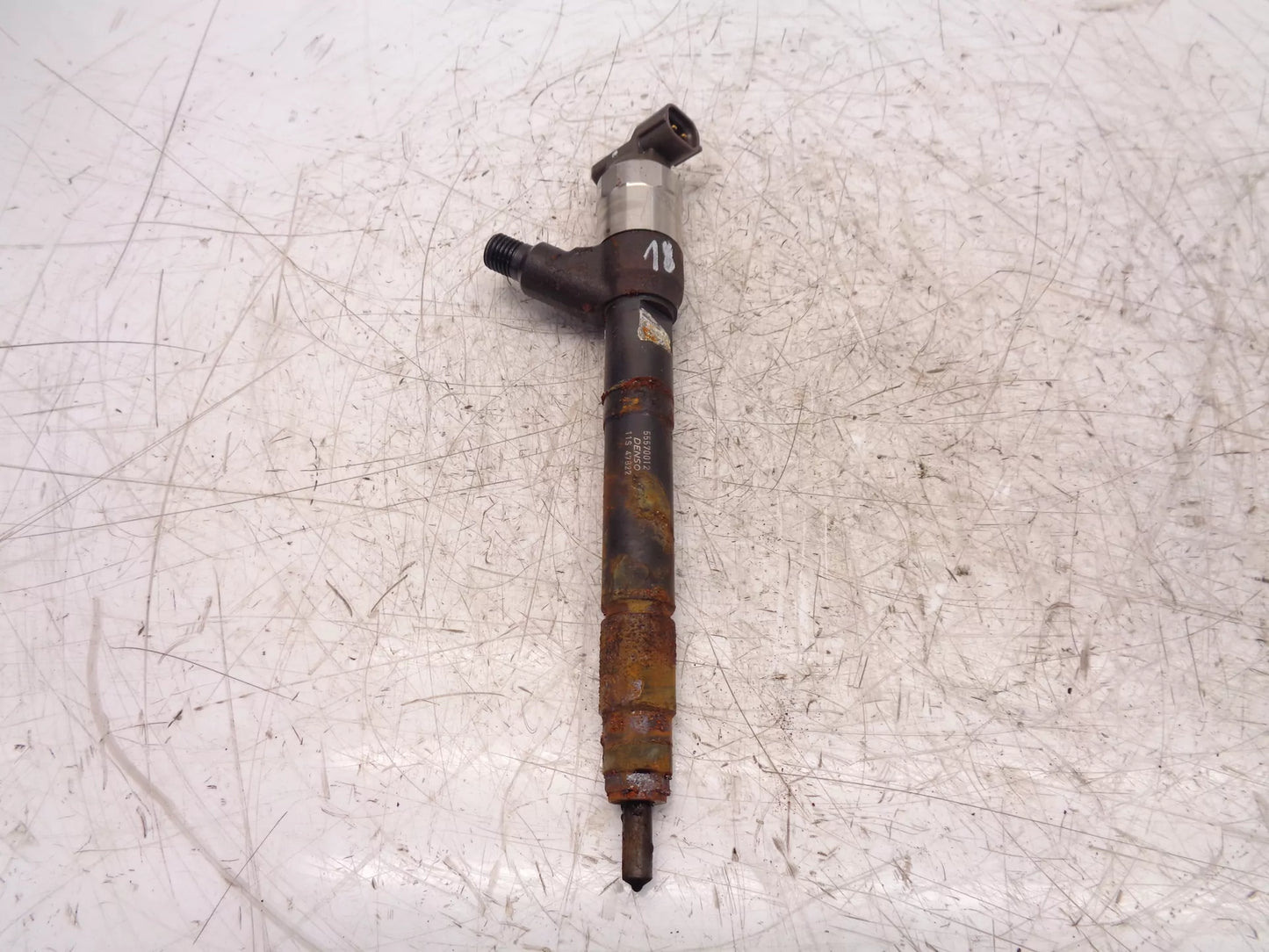 Boquilla de inyección Opel Insignia A 1.6 CDTI B16DTH B16 LVL 55570012