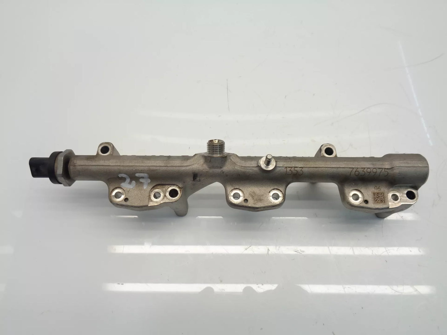 Rampa inyectora BMW Mini F46 F45 Cooper F55 1,5 B38A15A 7639975