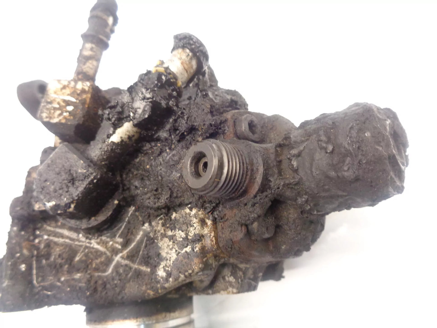 Fallo de la bomba de alta presión Hyundai Tucson TL TLE 1.6 CRDI D4FE Daños por incendio