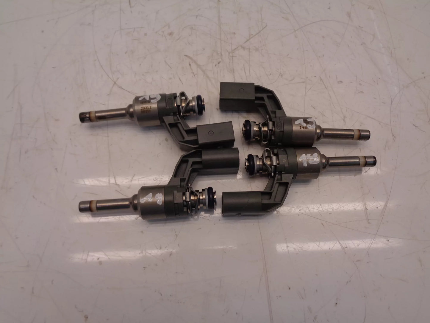 Inyector Volkswagen Volkswagen Golf V Jetta Touran 1,4 TSI BMY 4 unidades