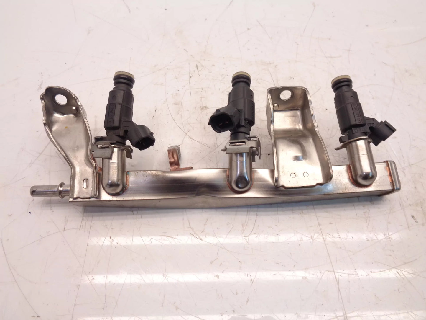 Rampa de inyección Opel Peugeot 1,2 PureTech 75 HMH HM05 F12XEL 9832159980