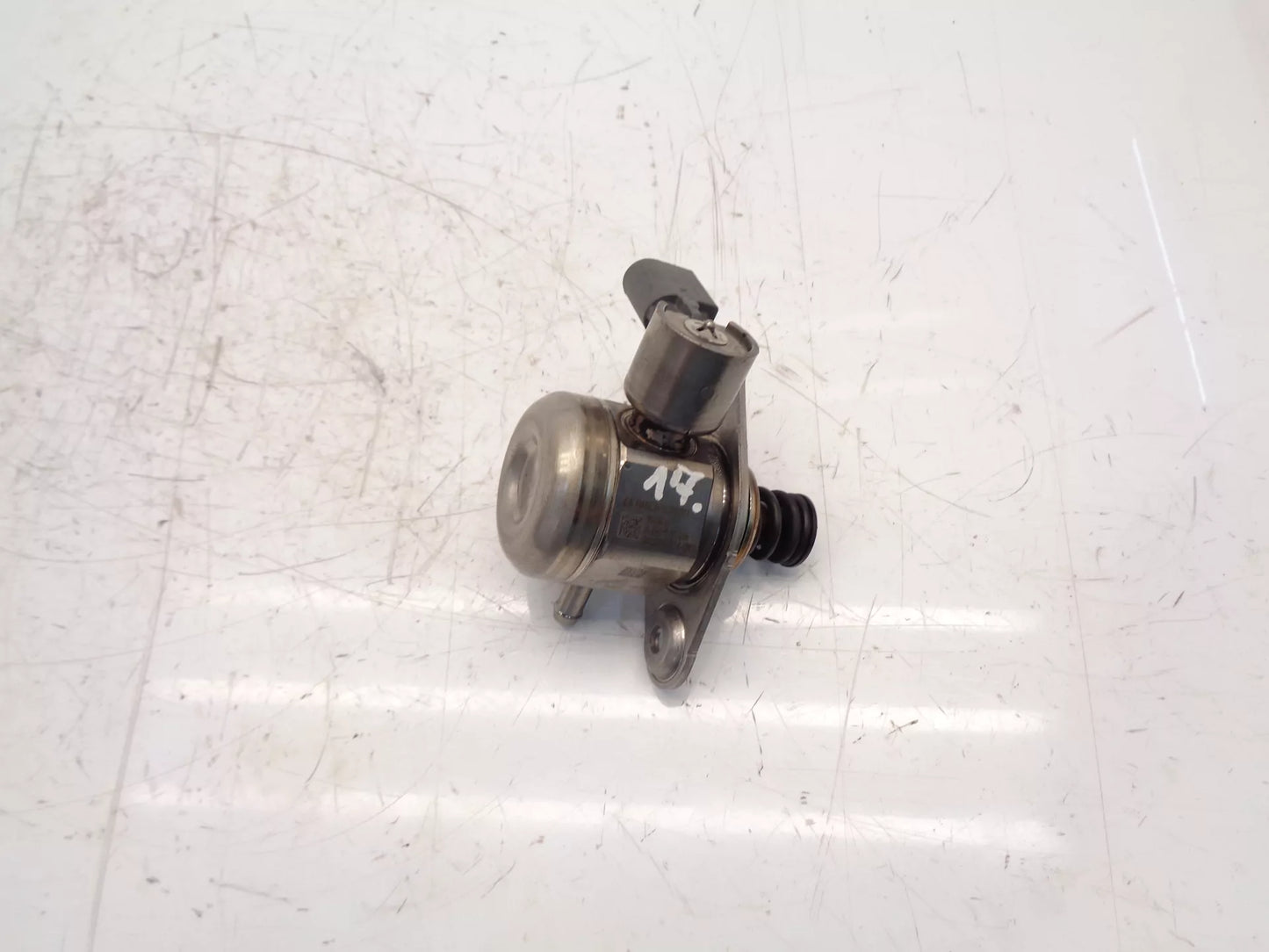 Bomba de combustible Mercedes-Benz W205 S205 2,0 C350 e M274.920 A2740700501