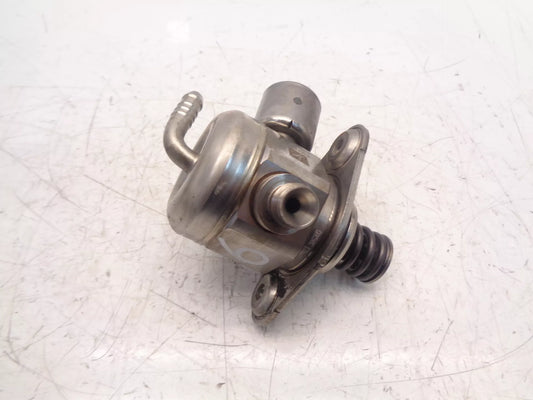 Bomba de alta presión Volkswagen Volkswagen Scirocco 1.4 TSI TFSI CZCA CZC 04E127025B