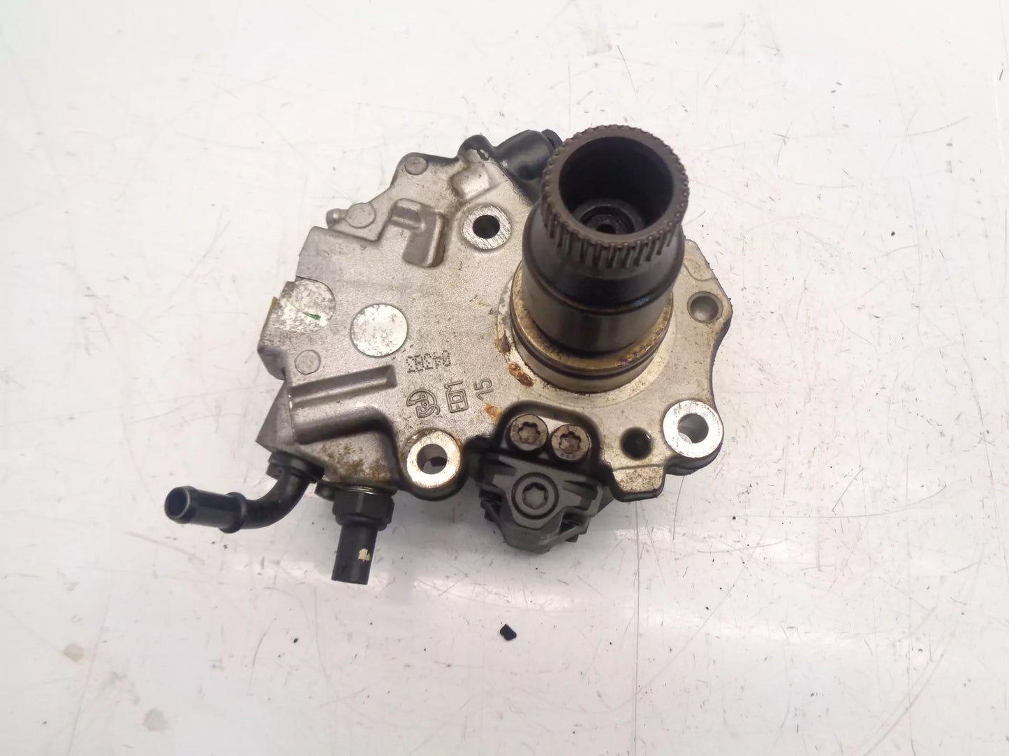 Bomba de alta presión Mercedes-Benz W176 A200 2.2 CDI OM651.930 A6510701801