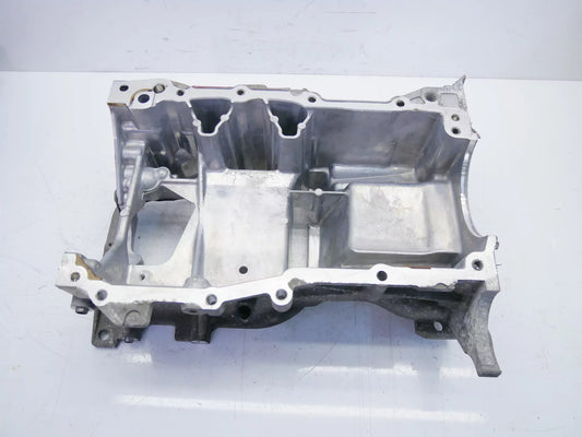 La Parte Superior Del Cárter De Aceite Toyota 1,8 Hybrid 2ZR-FXE 2ZR