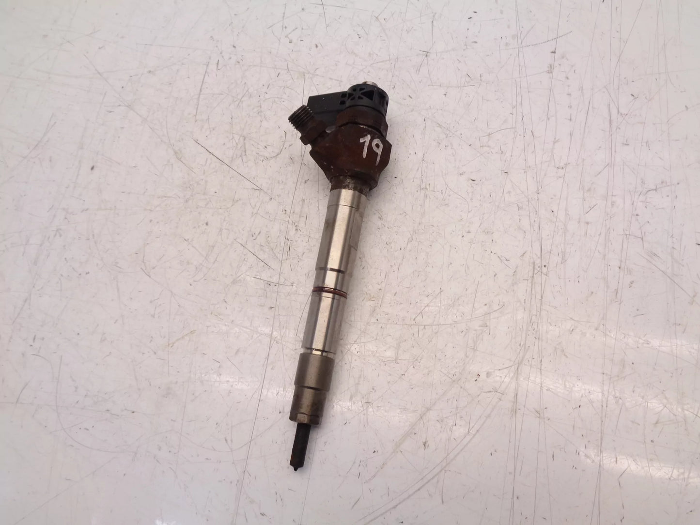 Boquilla de inyección Volkswagen Volkswagen Caddy IV 2.0 TDI DFS DFSB 04L130277AC