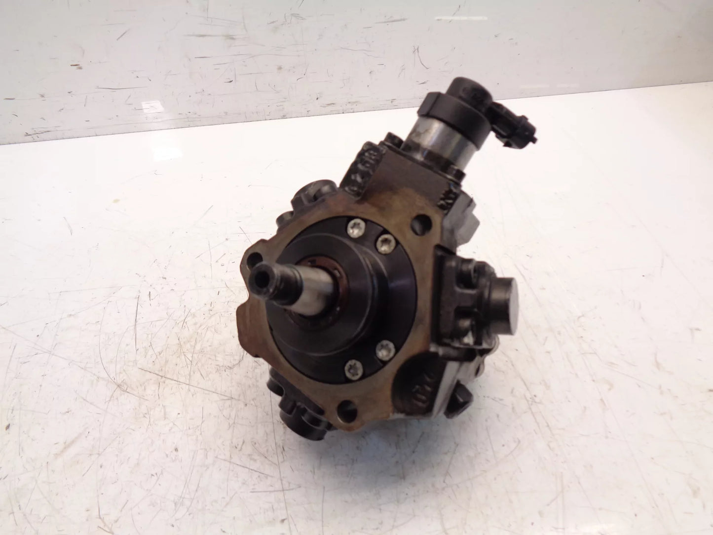 Bomba de alta presión Kia Sorento JC 2.5 CRDi Diesel D4CB 33100-4A410