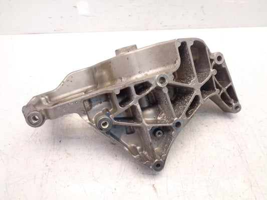 Soporte Volvo 2,0 D3 D4204T9 31480996
