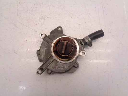 Bomba de vacío Audi 2,0 TFSI BPJ 06D145100E