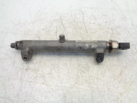 Rampa inyectora Porsche 4,2 D Diesel V8 CUD CUDC MCU.DC 057130089Q