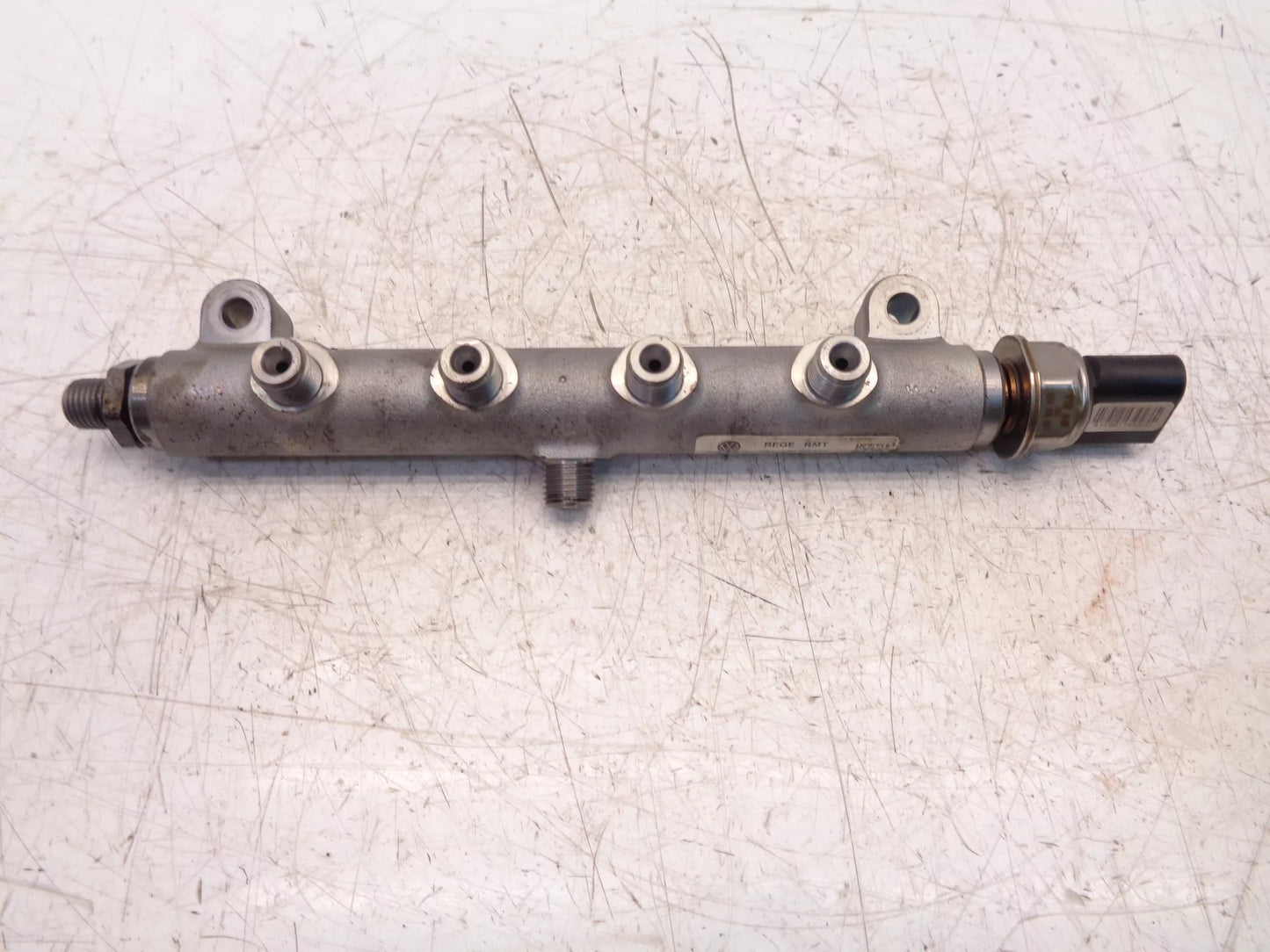 Rampa inyectora Porsche 4,2 D Diesel V8 CUD CUDC MCU.DC 057130089Q