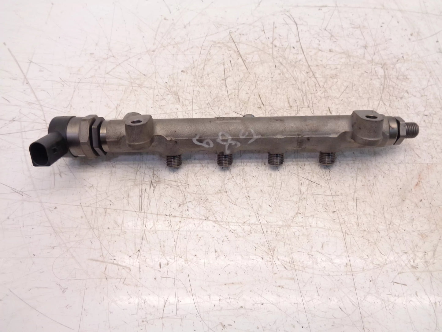 Rampa inyectora Porsche 4,2 D Diesel V8 CUD CUDC MCU.DC 057130090AC